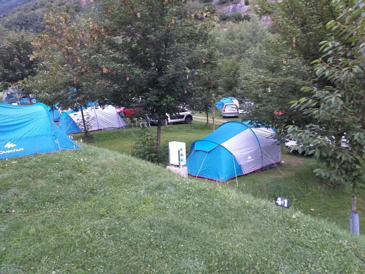 Camping Riu Gelat Otel Espot Dış mekan fotoğraf